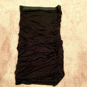 Bailey 44 black ruched skirt, Sz M, NWOT